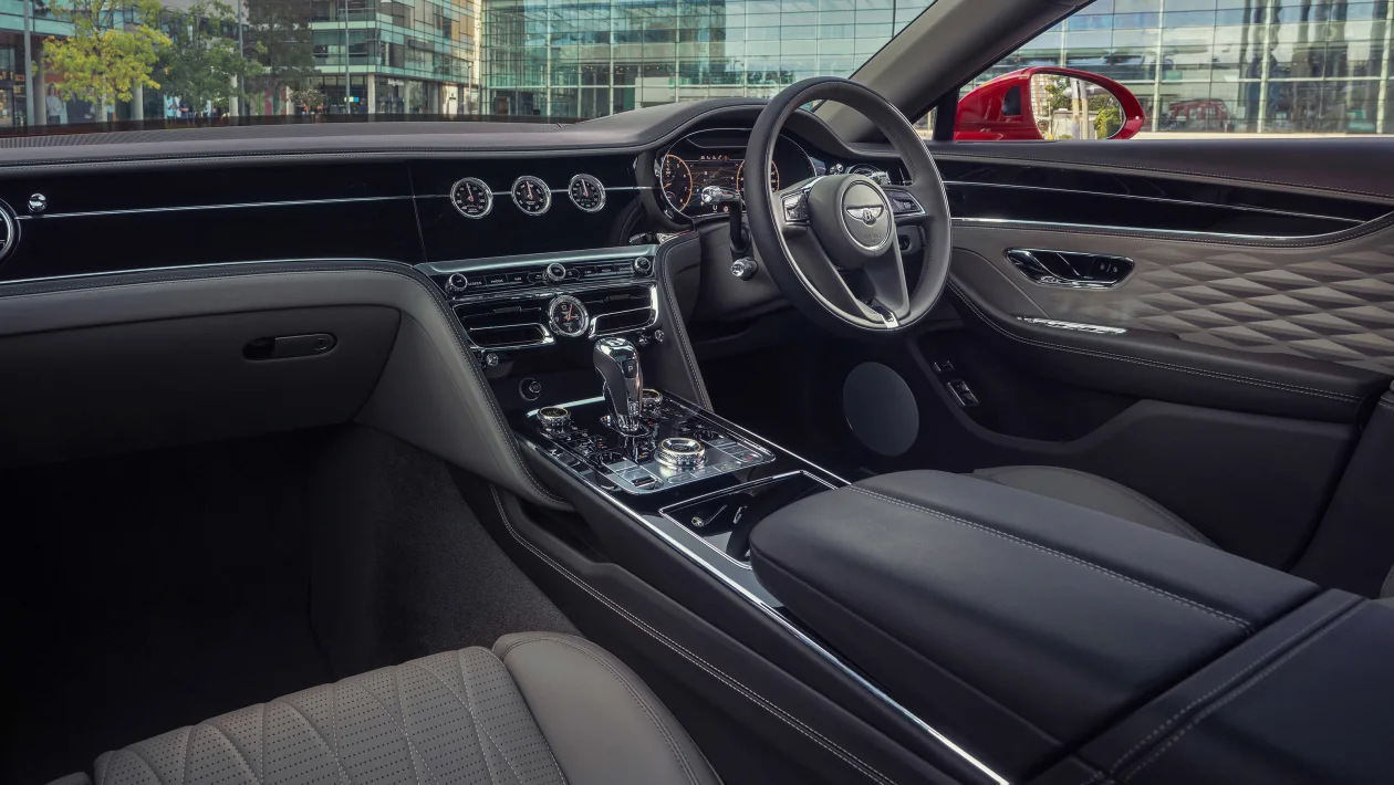 Bentley Flying Spur V8 Detail